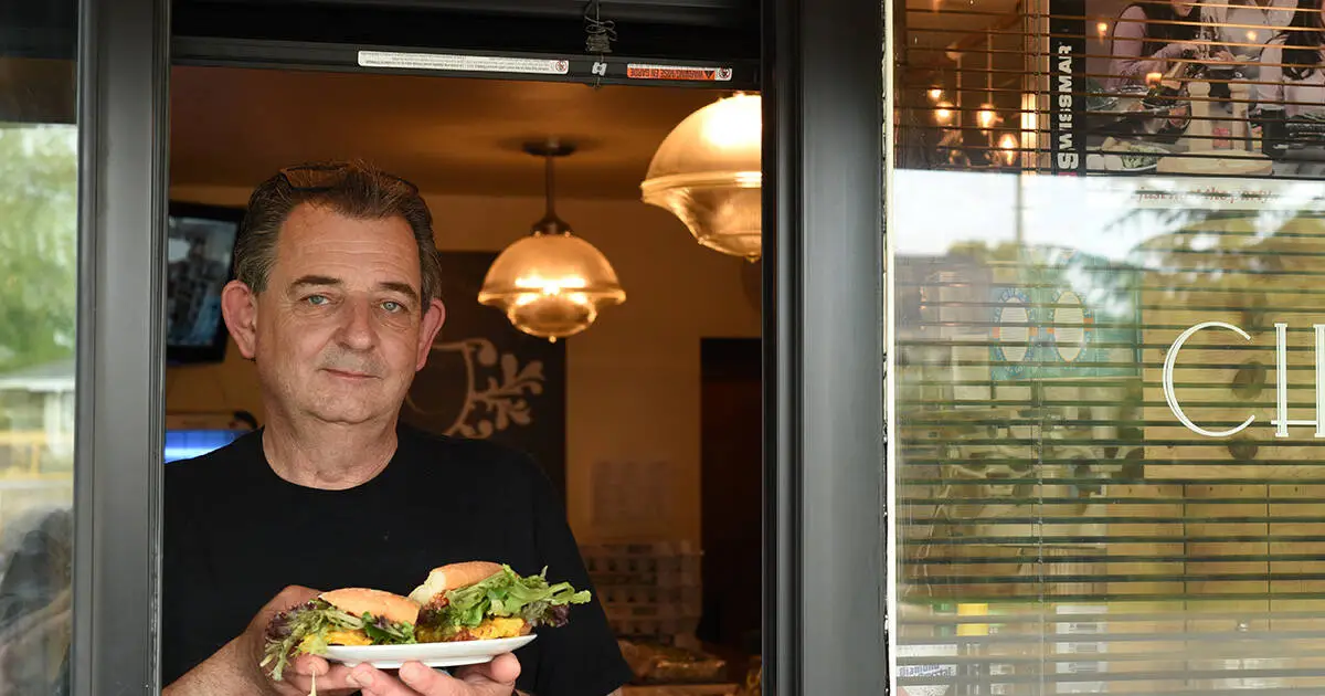 B . C . man 6 - year search ends for the pulled pork sandwich he could not forget