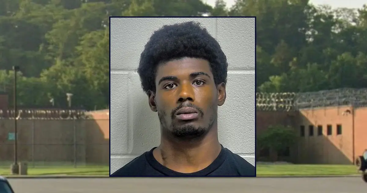'Going to be a dead baby': Dad who suffocated 'particularly fussy' infant after death threat is sentenced