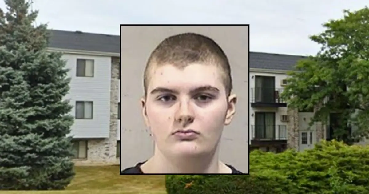 Teen mom tired of being third wheel in 'throuple' takes anger out on 2-year-old, beats her as she plays with teddy bear and attacks boyfriend — proclaiming 'no…
