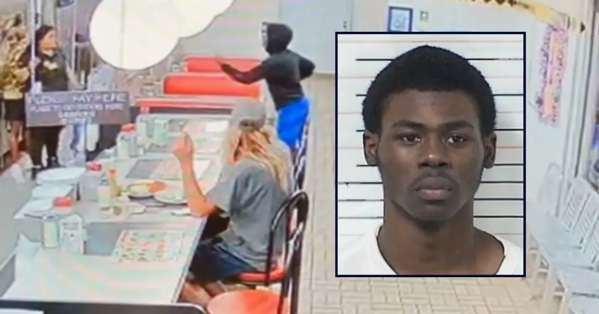 'I'll shoot you': Teenager committed robbery at a Waffle House and then shot a man to death at a convenience store