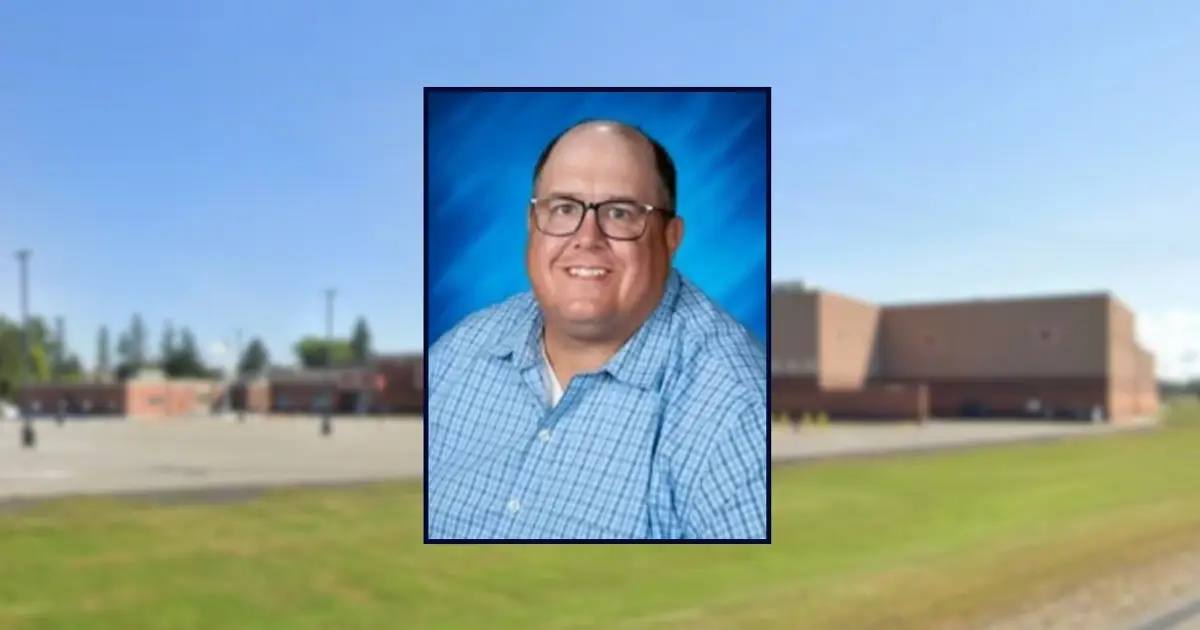 Teacher weighing over 350 pounds gets light sentence after stepping on students' backs during lockdown drill