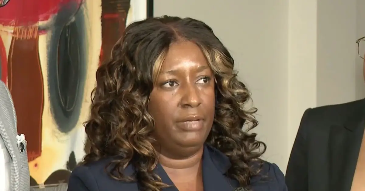 Woman told she had 5 years to live is forced to get unnecessary hysterectomy based on another patient's cancer diagnosis, lawsuit claims