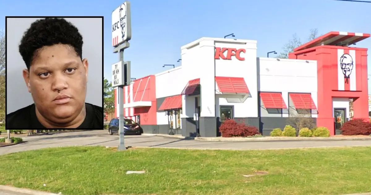 Woman at KFC drive-thru frustrated about delay pulls out AR-15-style rifle and aims it at employee: Police