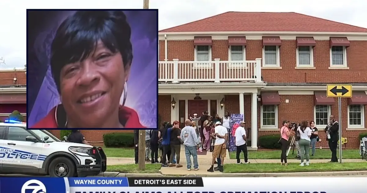 Funeral home dressed stranger up in dead woman's clothes, hair and makeup for public viewing before daughter notices mole is missing and says, 'This is not my…