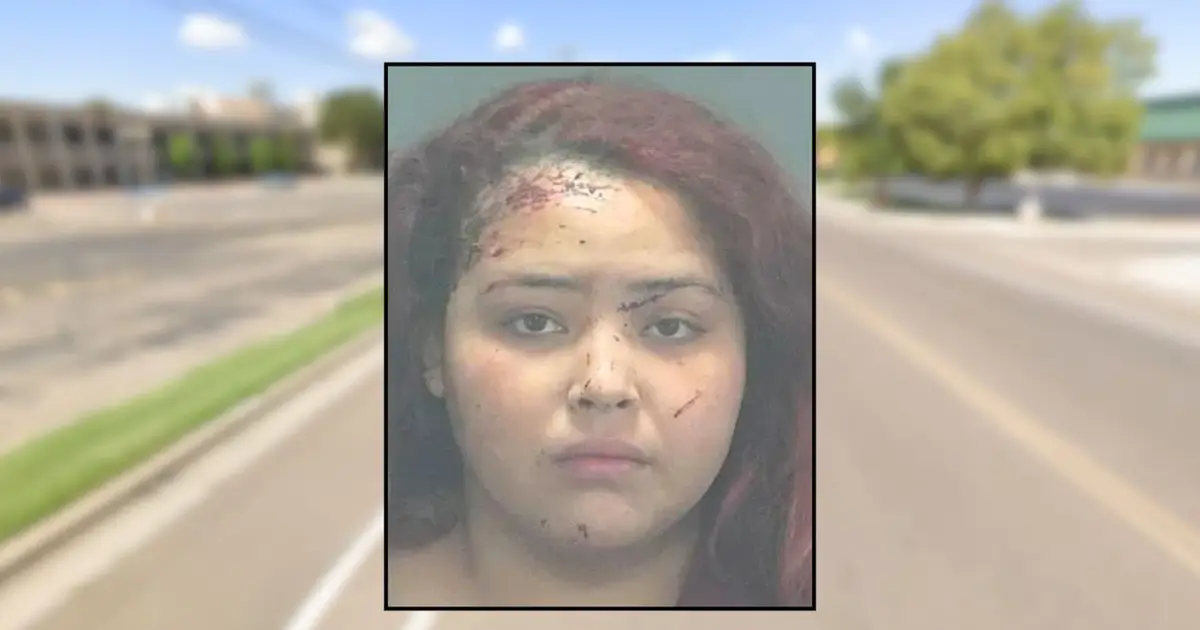 18-year-old woman driving drunk crashes into light pole and tree, killing 16-year-old and breaking the spine of another passenger: Cops