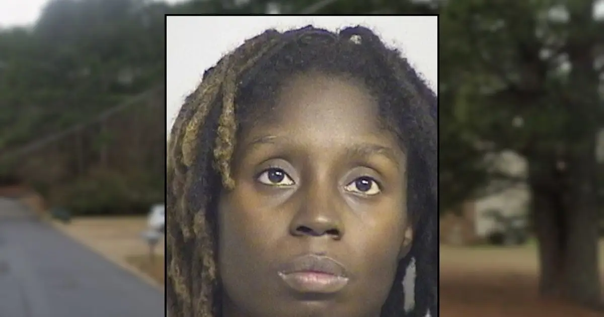Mom leaves 9-month-old baby home alone while she goes to work, comes home to find him dead: Police