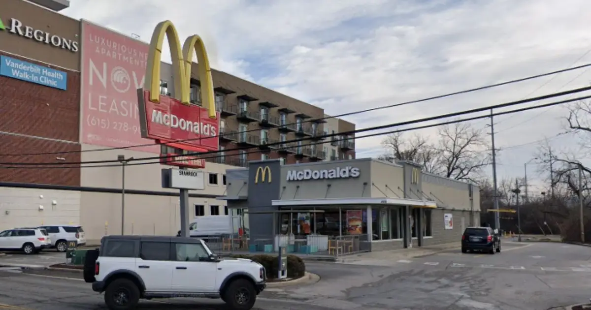 Man getting booted from McDonald's breaks employee's arm while walking out, snapping it 'hard and fast' by yanking restaurant door: Police