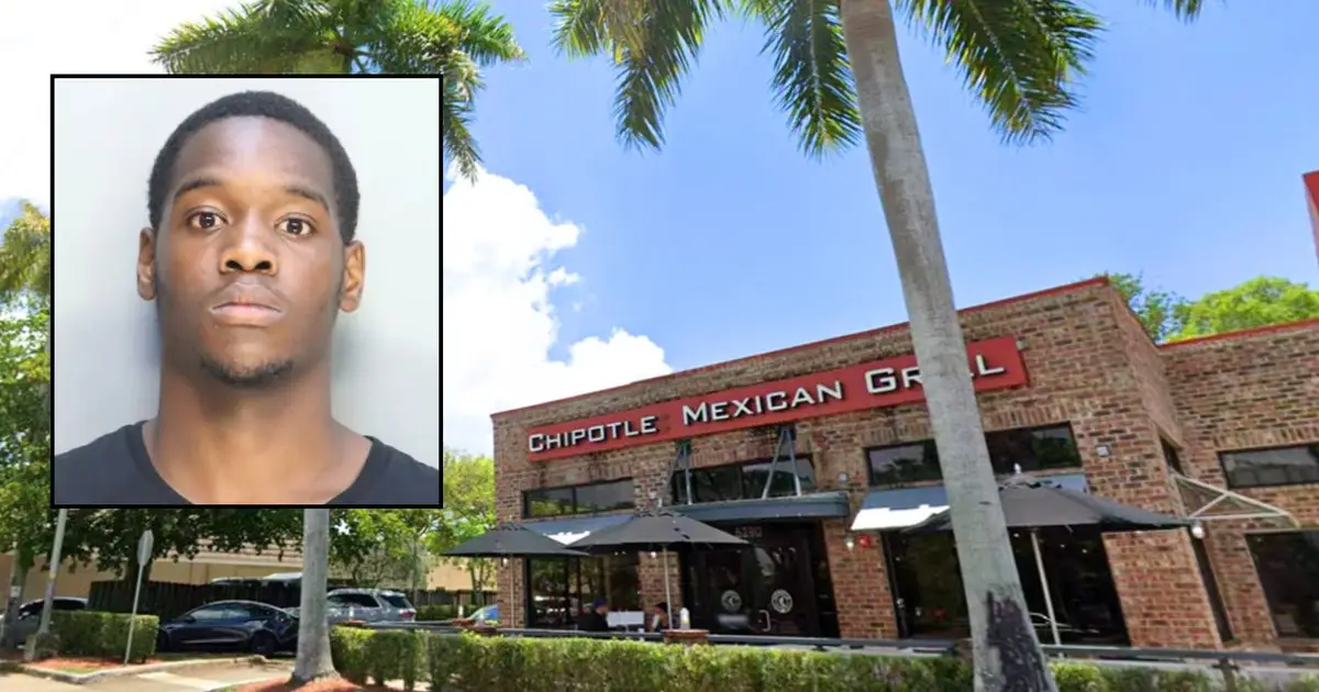Chipotle worker told to 'clock out' throws knife and glass bottle at his manager, threatens to kill him: Police