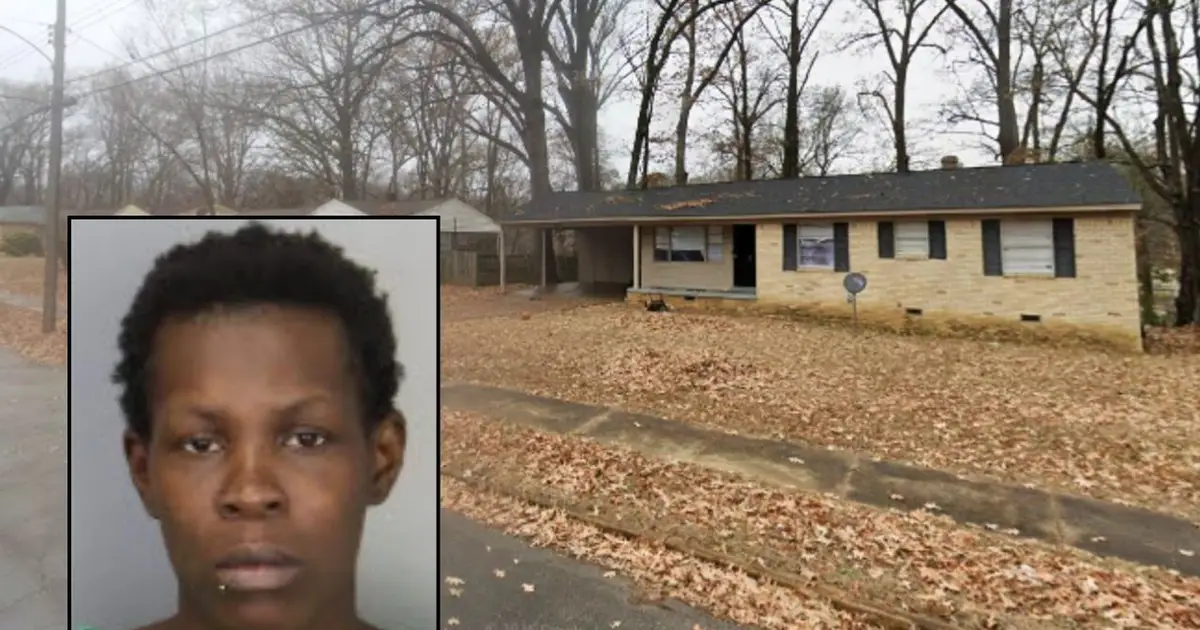 Mom claims she was at Kroger while her 4 kids were alone in sweltering house, trying to drink bleach and running into street — mother came home carrying a beer…