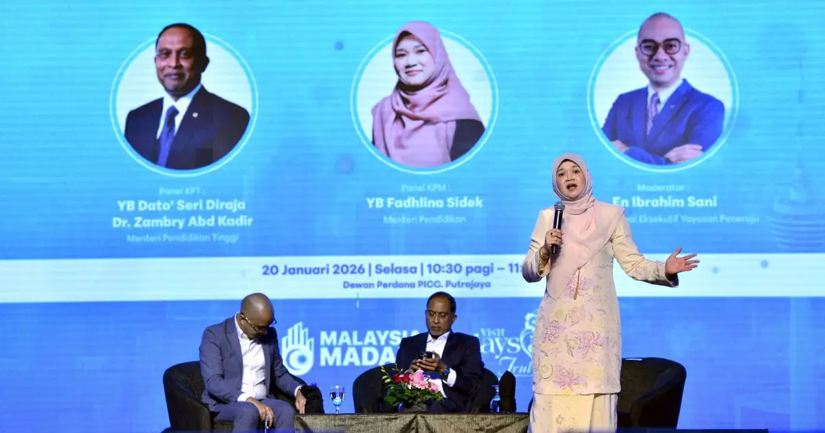 Fadhlina : Dont panic , there no pressure