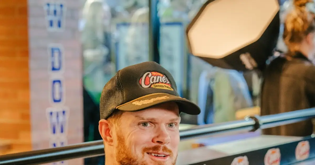 Winning Super Bowl QB Sam Darnold Praises Seahawks Fans [ Exclusive ]
