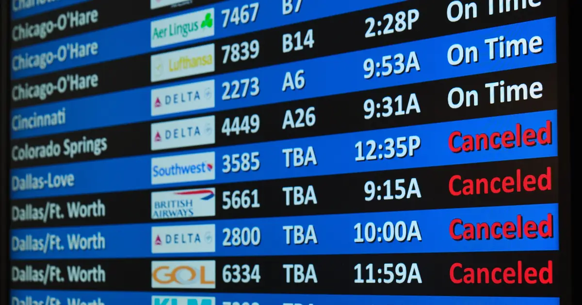 Almost 10 , 000 flights canceled as major winter storm bears down across much of the US