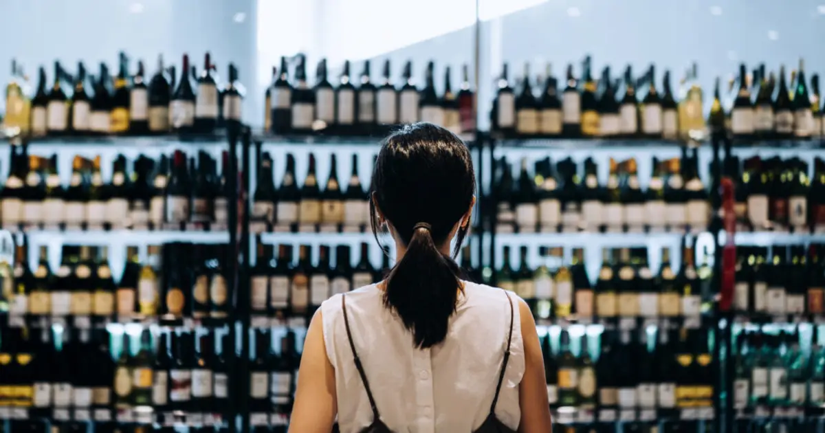 Experimental wine bottle tracks oxygen moving through the cork