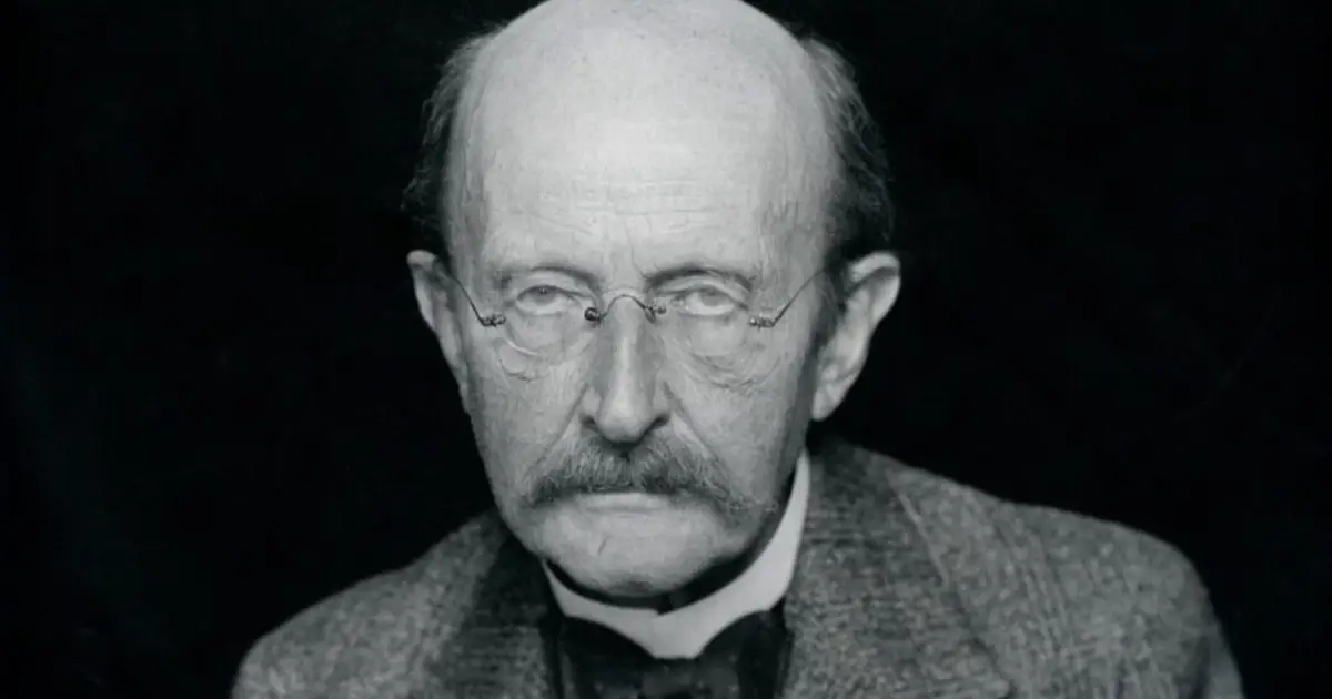 Why did this journal retract two 1940s papers by Max Planck?