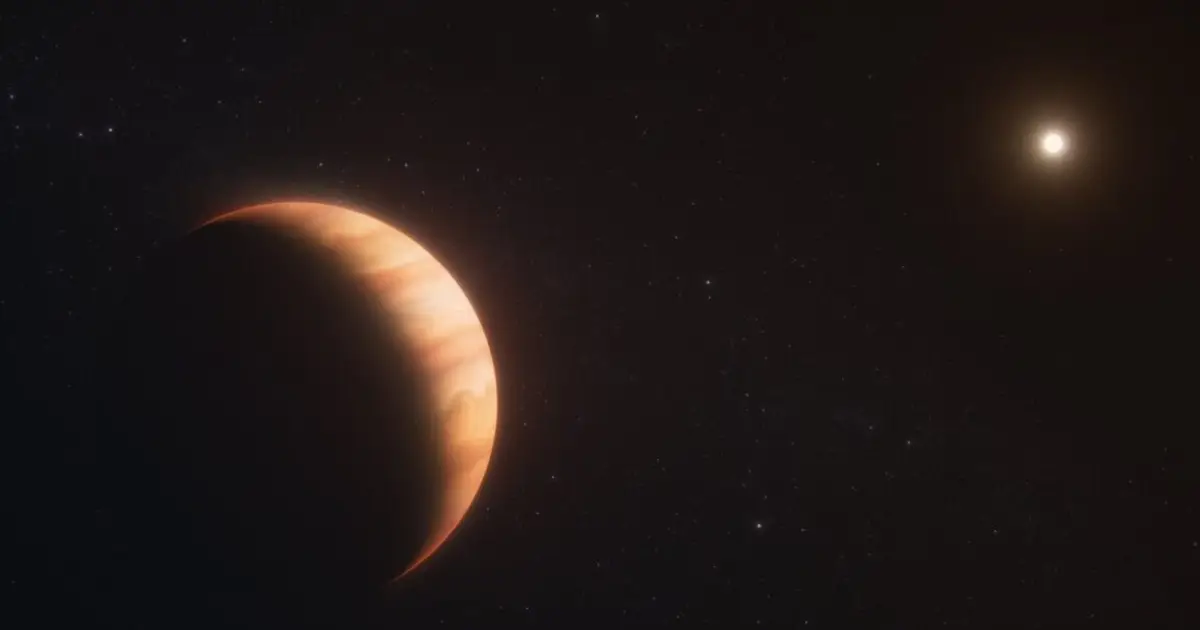 A Jupiter-size planet that escaped its star's death