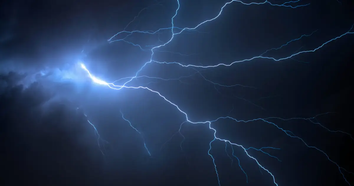 Thunder + fiber-optic cabling used for seismic imaging