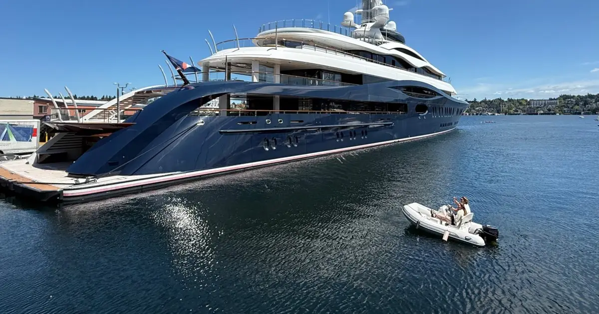 Who gives a Zuck? Seattle does, apparently: Meta CEO’s giant yacht brings gawkers to Lake Union