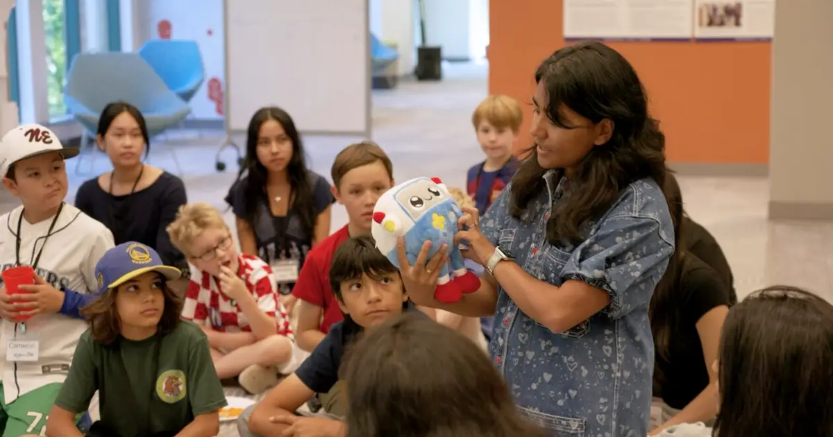 Kids go from curious to frustrated playing with AI-stuffed toys, UW study finds