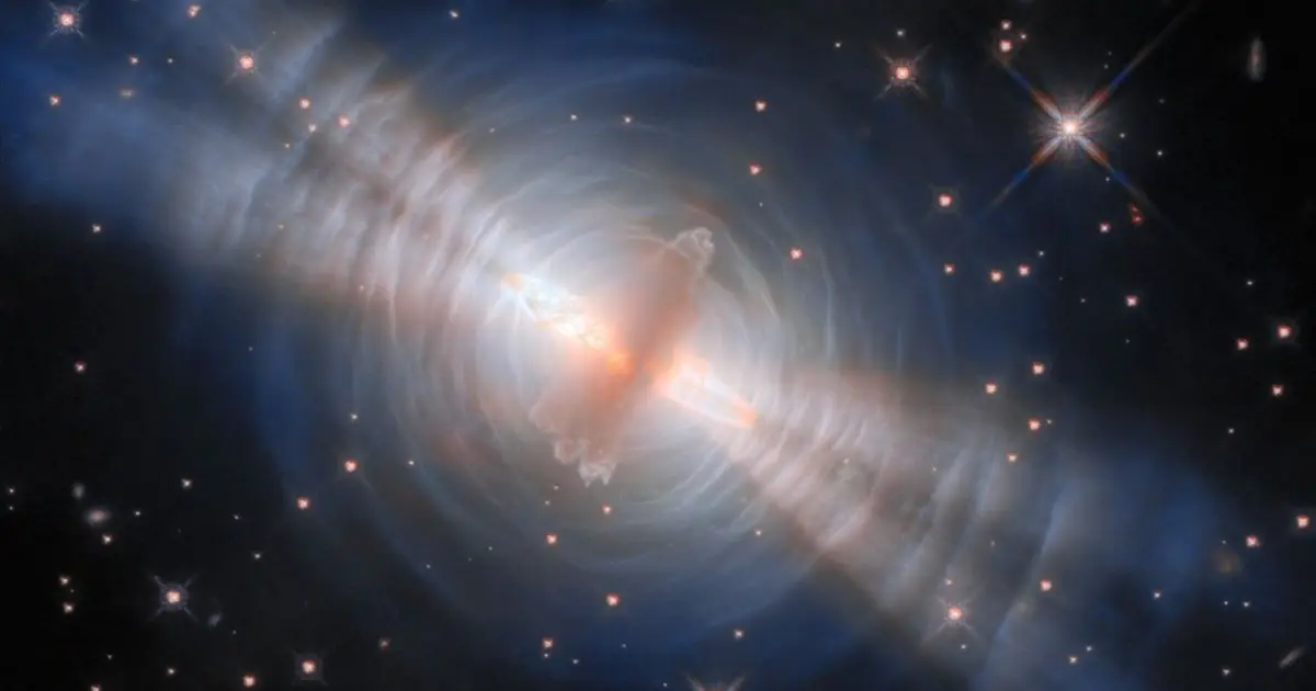 Hubble Space Telescope captures the stunning final breaths of a dying star
