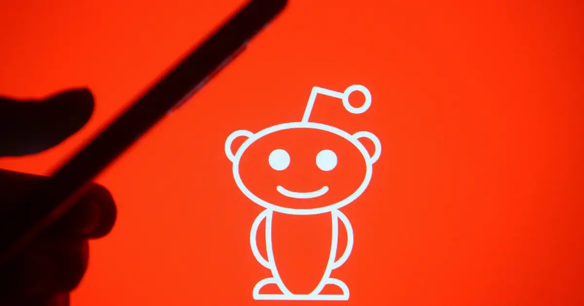 Reddit will switch to a 'logged-in only experience'