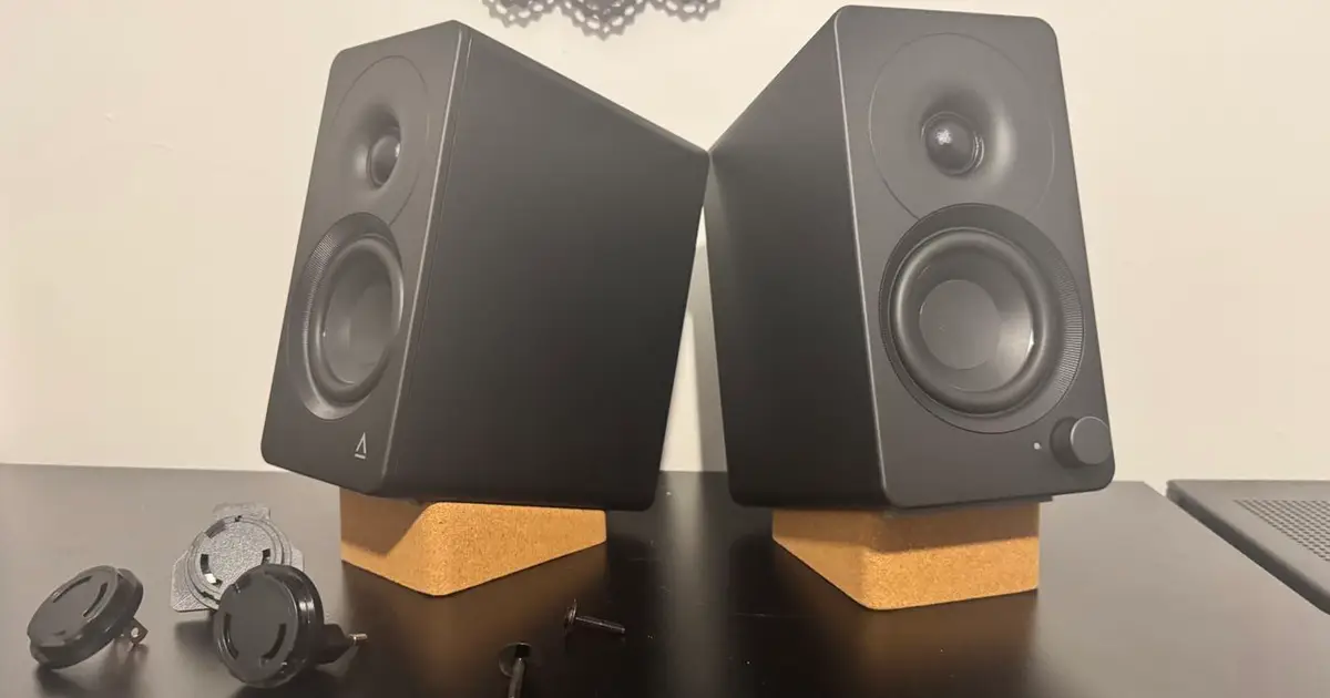 Creative XF1 speaker review