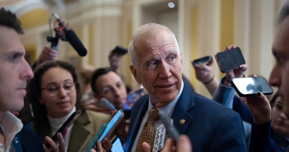 Republicans fear their midterm chances are slipping away over immigration chaos