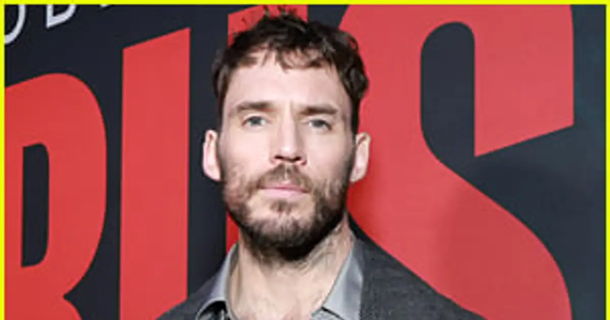 The Hunger Game Star Sam Claflin Opens Up About Body Dysmorphia & Insecurity in Hollywood | Sam Claflin | Celebrity News and Gossip | Entertainment , Photos and Videos