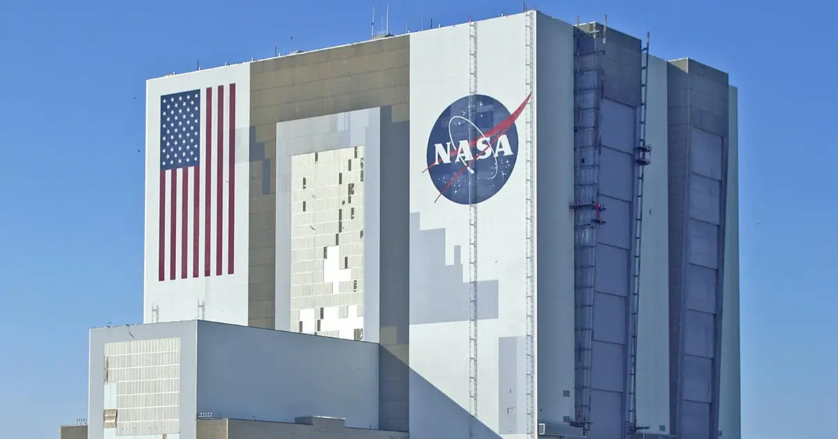 NASA Allows iPhones on Artemis Moon Mission : Which iPhone Could Fly and Why Smartphones Are Now Being Allowed