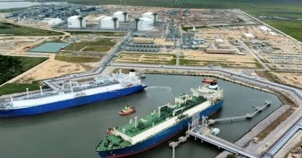 After a Record 2025 , LNG Enters a Year of Political Risk