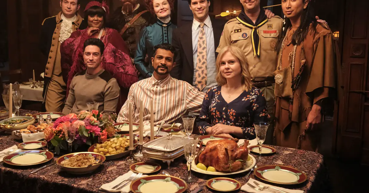 ‘Ghosts’ Showrunners Tease New Characters, “Ghost-On-Ghost Possession,” A ‘Die Hard’ Christmas & More In Season 6 — Comic-Con