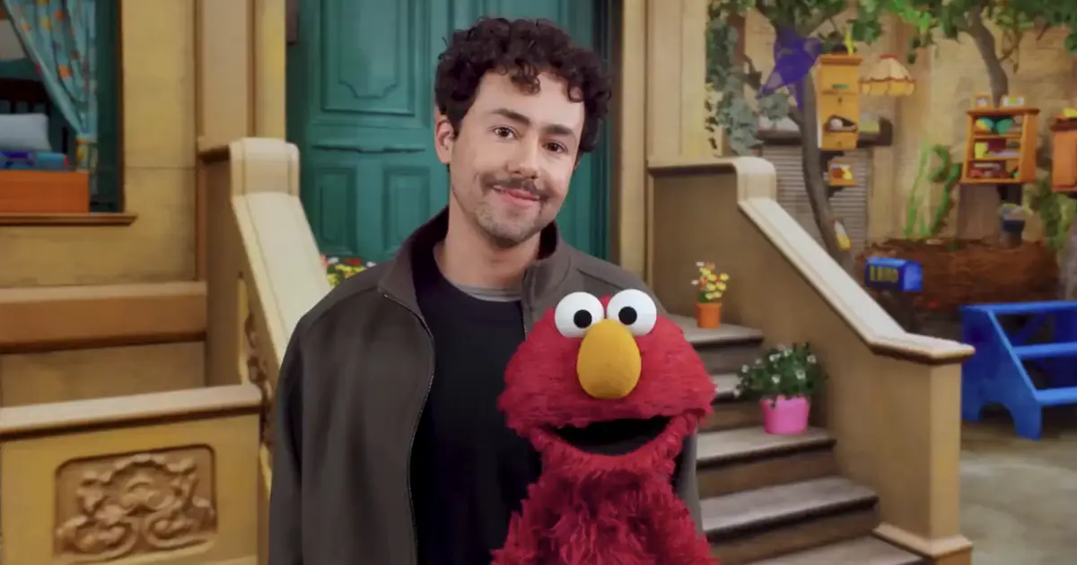 Ramy Youssef Defends Teaching Elmo Arabic On ‘Sesame Street’ After Fox News Backlash: “It Just Means Peace”