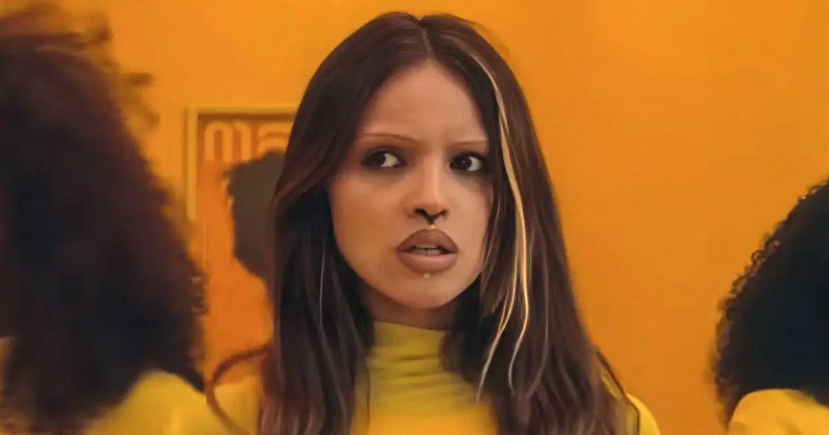 Eiza González Praises ‘I Love Boosters’ Director Boots Riley “Whose Mind & Intellect Knows No Boundaries”