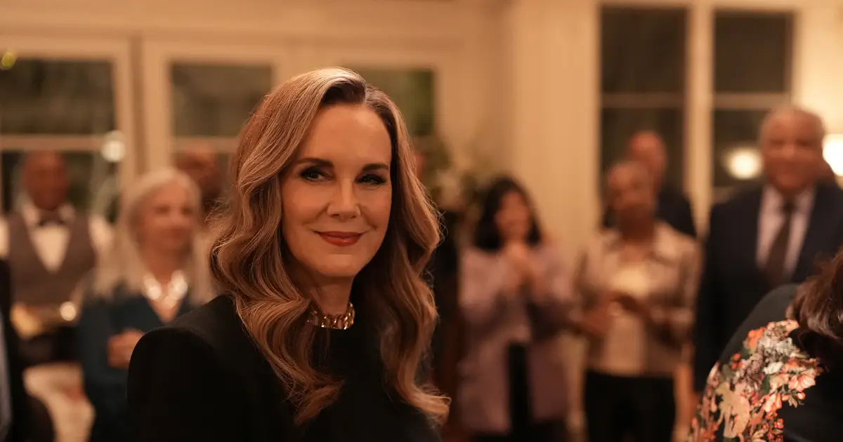 Elizabeth Perkins Upped To Series Regular On Season 2 Of Netflix’s ‘Big Mistakes’
