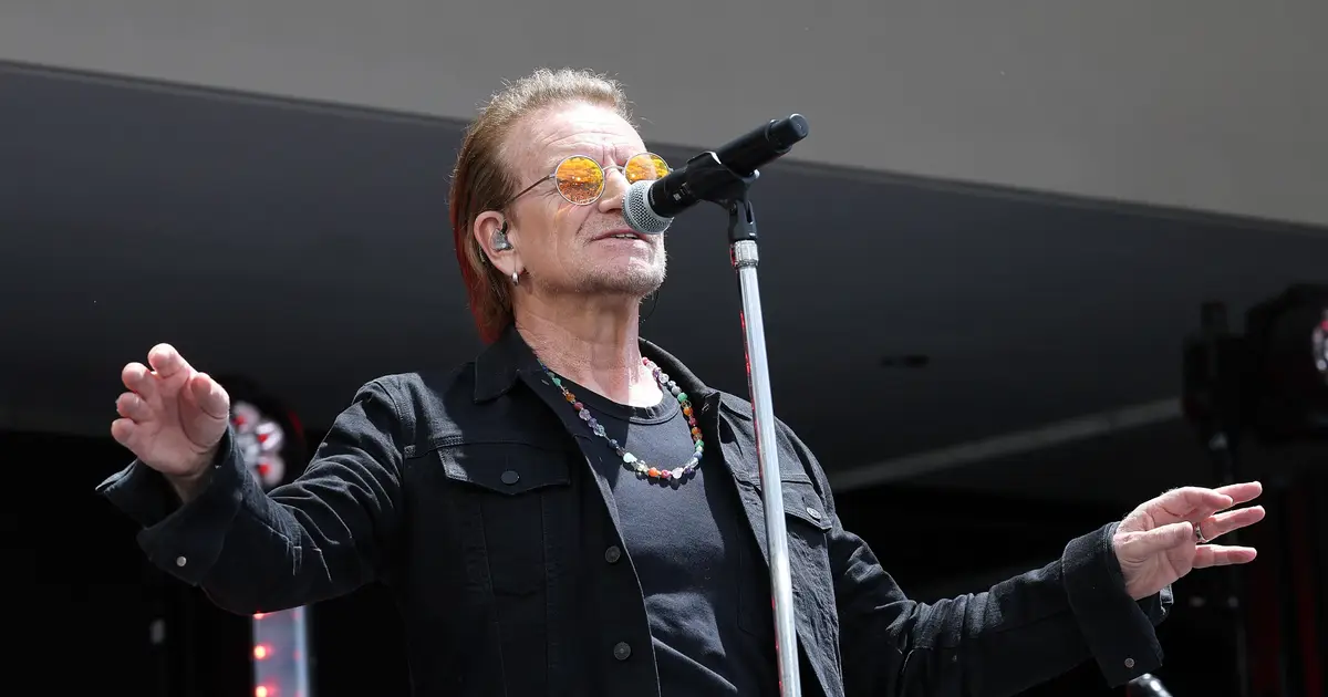 U2 Set For Haltime Performance During Netflix’s Thanksgiving Eve NFL Broadcast