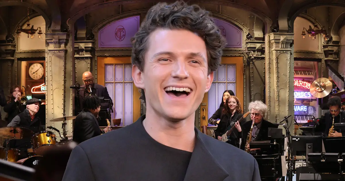 Tom Holland Was Finally Ready To Host ‘SNL’ & Face His Fear But “They’re Dark During The Summer”