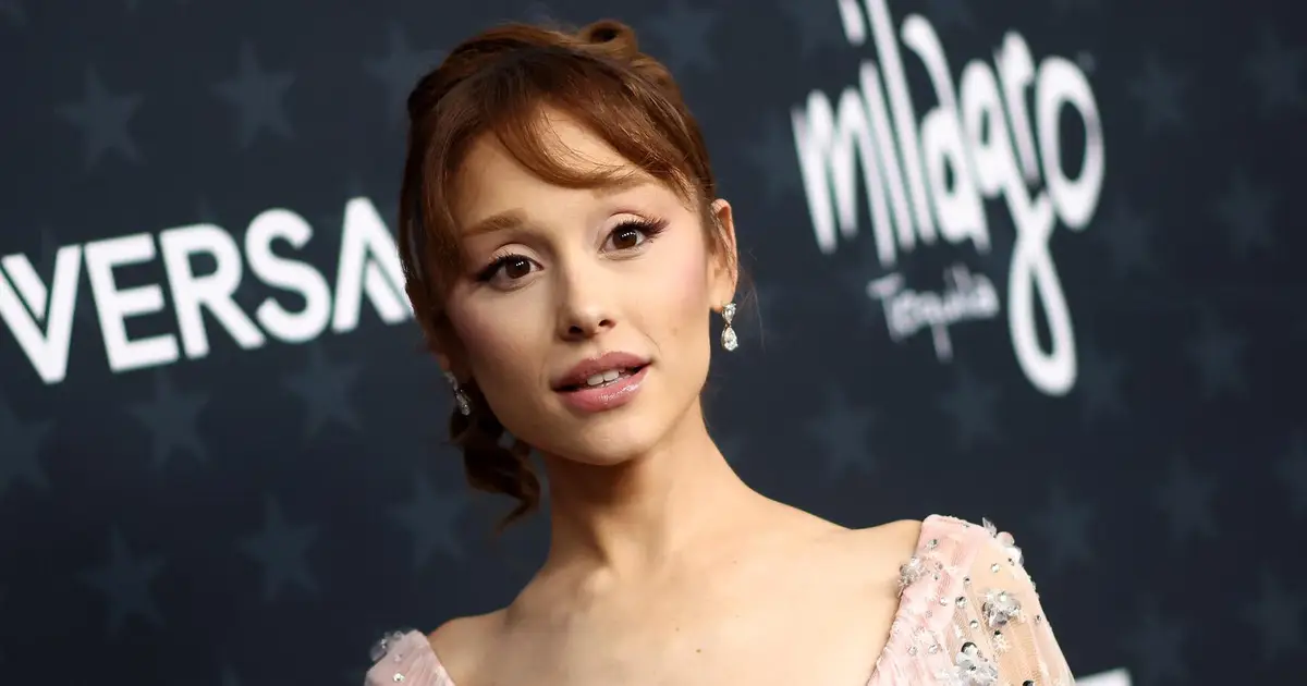 Ariana Grande Exits West End’s ‘Sunday in the Park with George’ Revival Amid Tour
