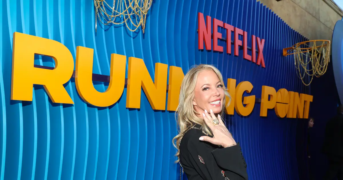 Jeanie Buss Plays Offense With Selling Siblings To Keep Lakers’ Stake