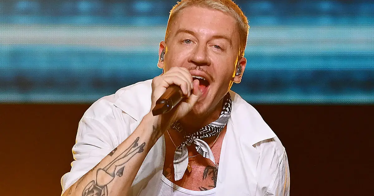 Macklemore Emphasizes “Free Palestine” Pleas Are “In No Way A Criticism” Of Jewish People: “My Message Is For Peace”