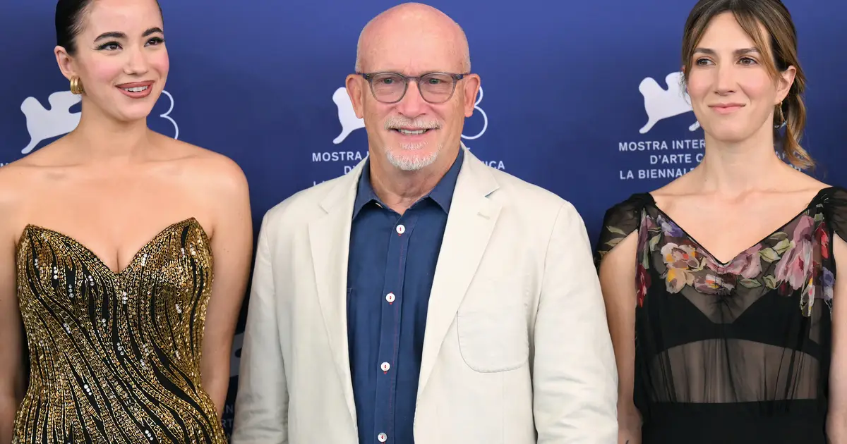 Alex Gibney Encountered “Tremendous Sense Of Fear Of Talking” As He Researched Bombshell Doc ‘Musk’- Venice