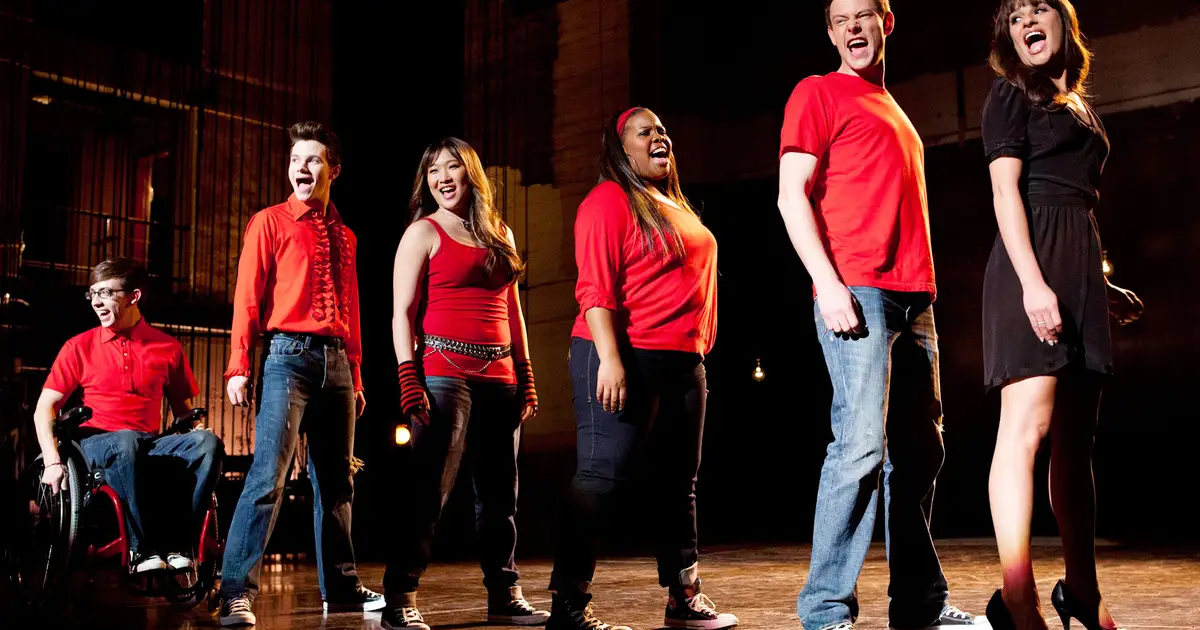 Ryan Murphy “Just Finished” Writing ‘Glee’ Reboot Script, Says Original Cast Is “Enthusiastic”
