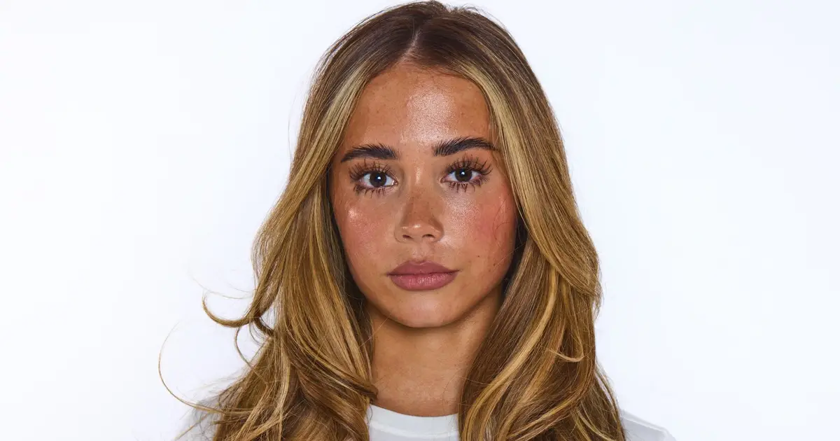HLD Talent Signs Content Creator Heather Bowling