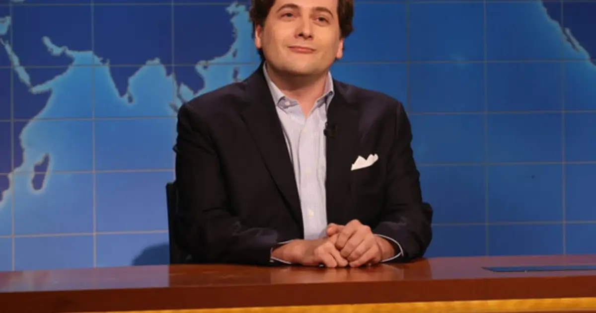 ‘SNL’s Weekend Update Mocks Paramount+, ‘Spider-Man’, ‘The Odyssey’ & ‘Obsession’