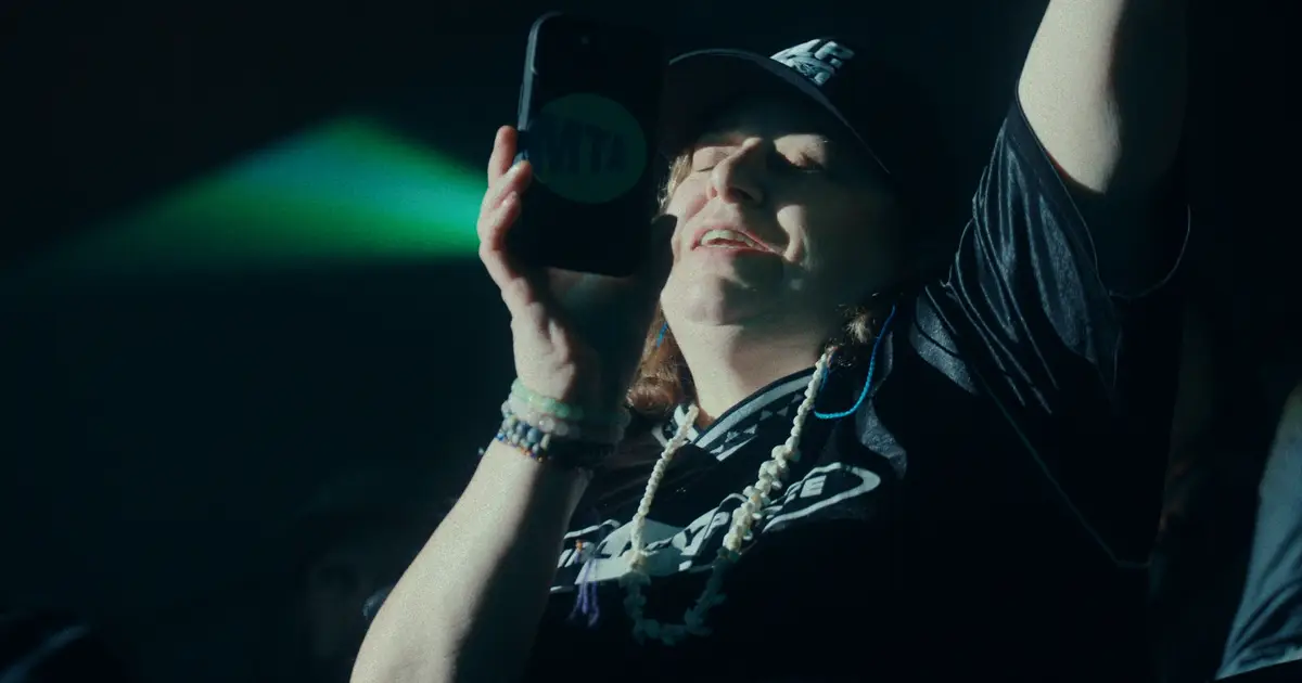 ‘Gail’ First Look: Superfan Of Canadian Band Our Lady Peace Speaks Her Piece – Toronto Film Festival