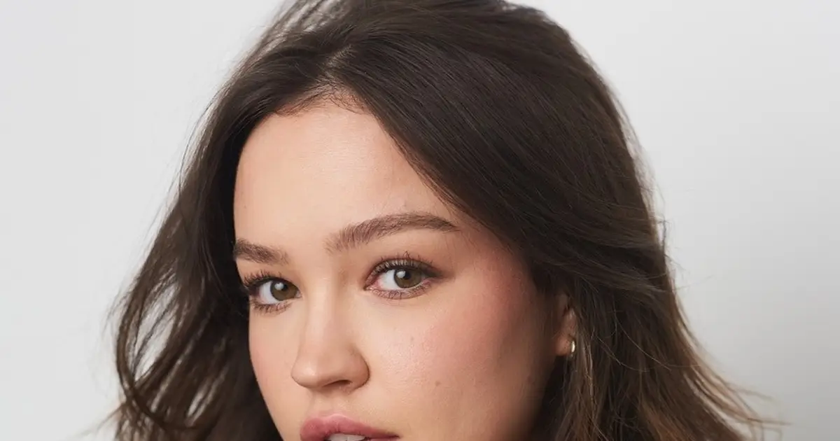 CAA Signs Actress Sadie Stanley