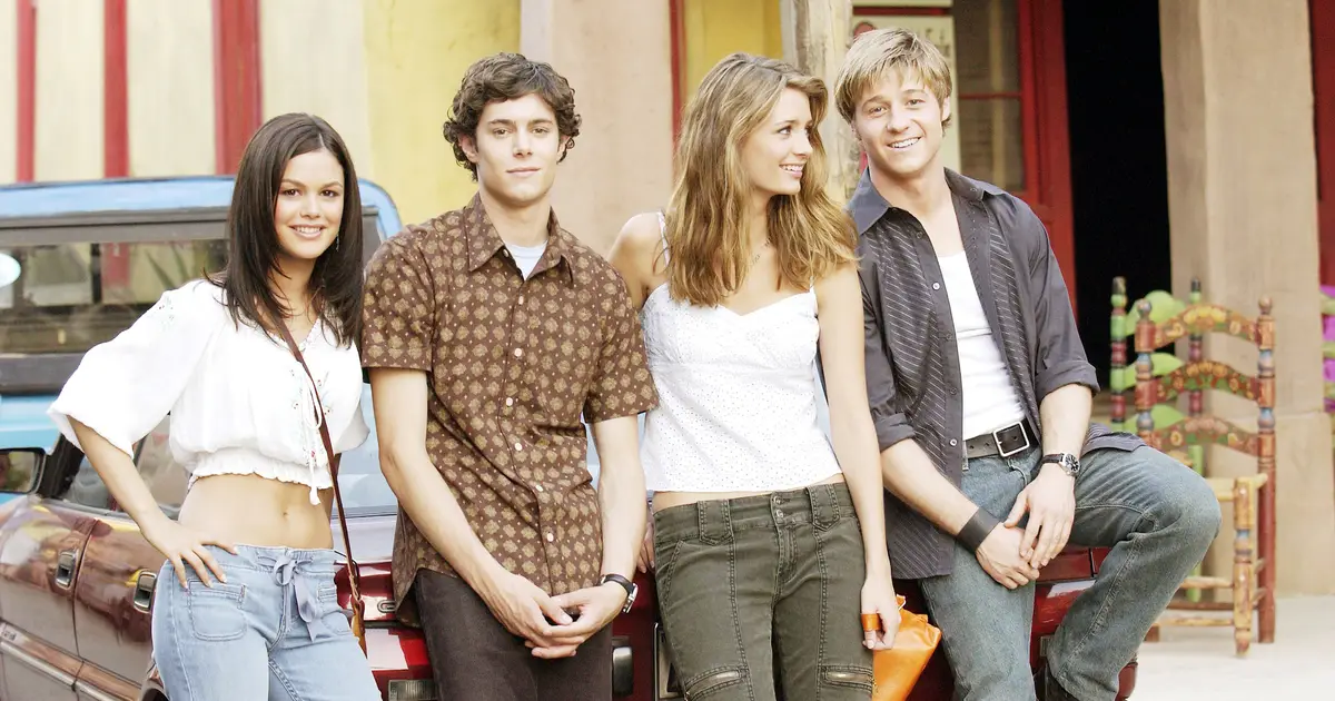 Ben McKenzie Would “Be Up For” A Revival Of ‘The O.C.’: “It Was A Great Show”