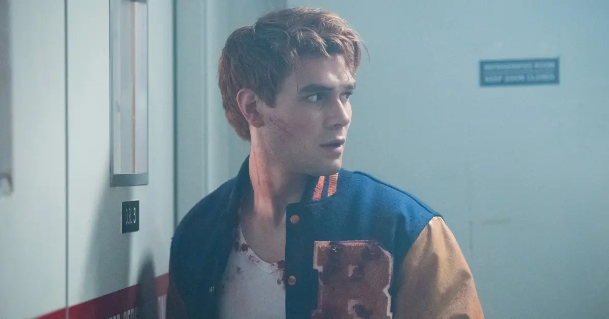 KJ Apa Asked ‘Riverdale’ Showrunner Roberto Aguirre-Sacasa For ‘Afterlife with Archie’ Cameo: “I Don’t Know Who I’d Play”