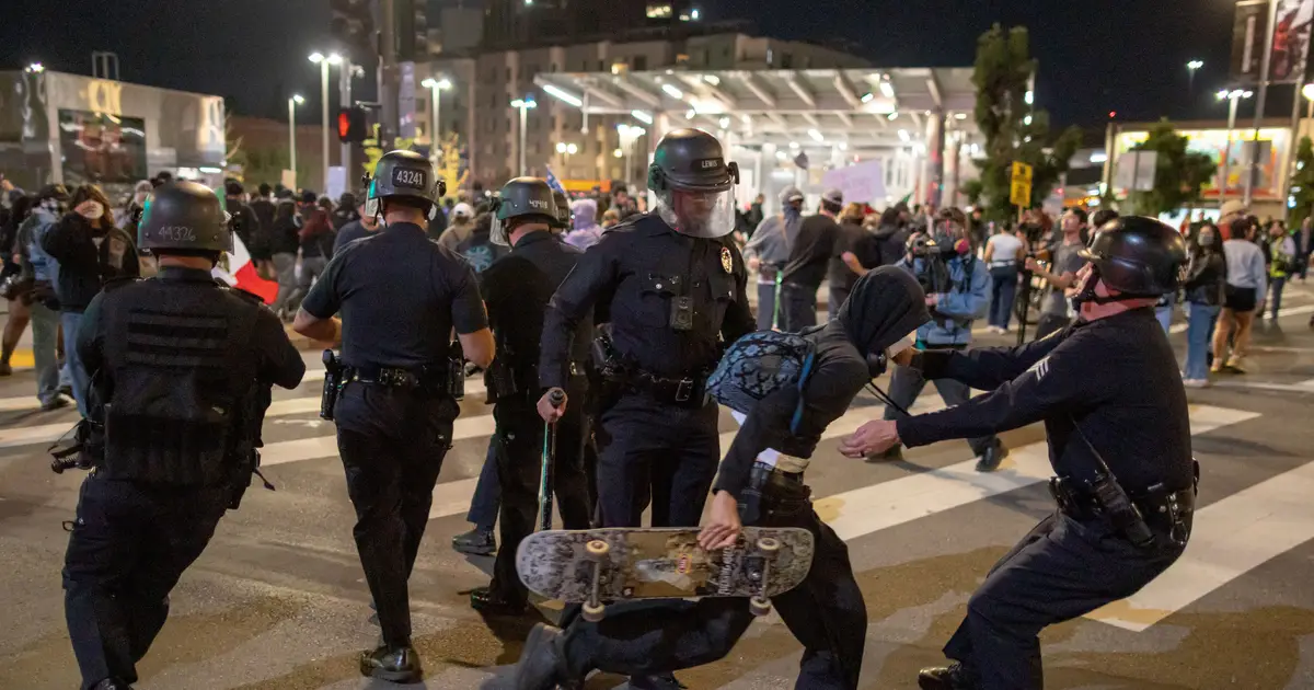 LAPD arrests demonstrators as immigration enforcement protests spread nationwide