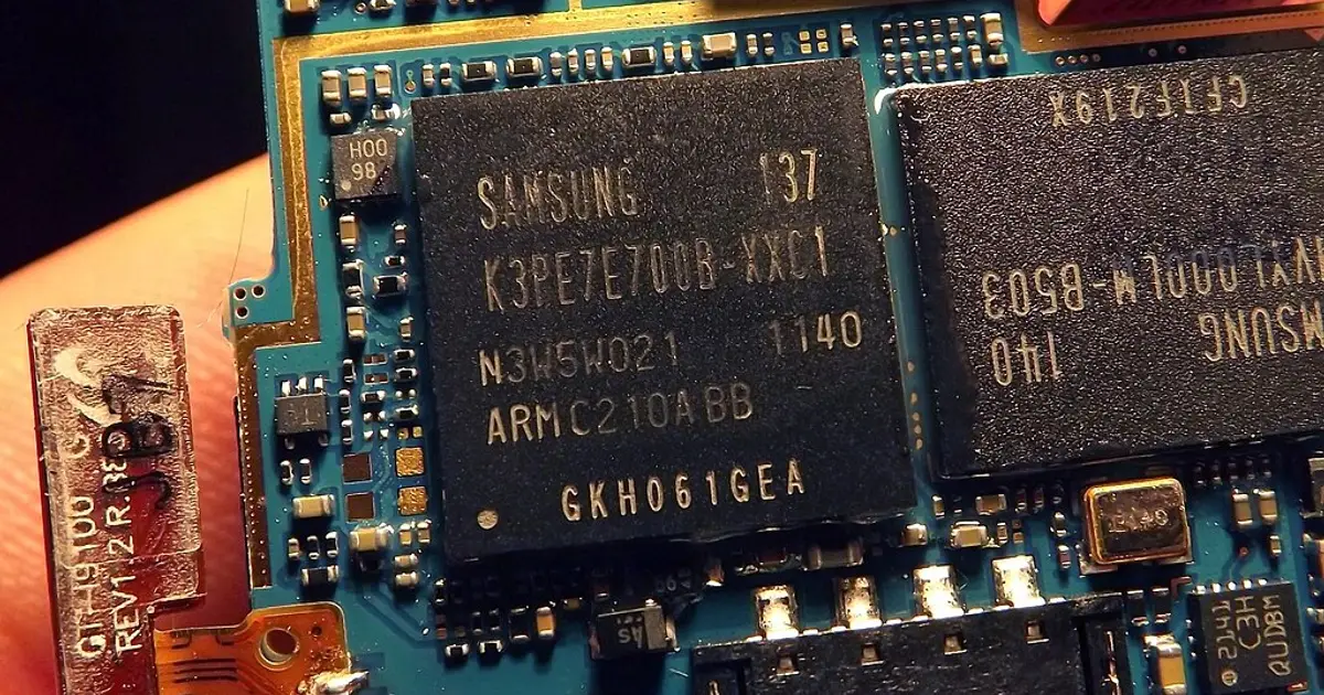 Samsung Electronics Posts Record Q4 2025 Profit as AI Chip Demand Soars