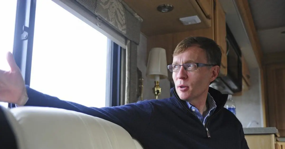 Former Washington AG Rob McKenna says income tax bill  doesnt pass laugh test