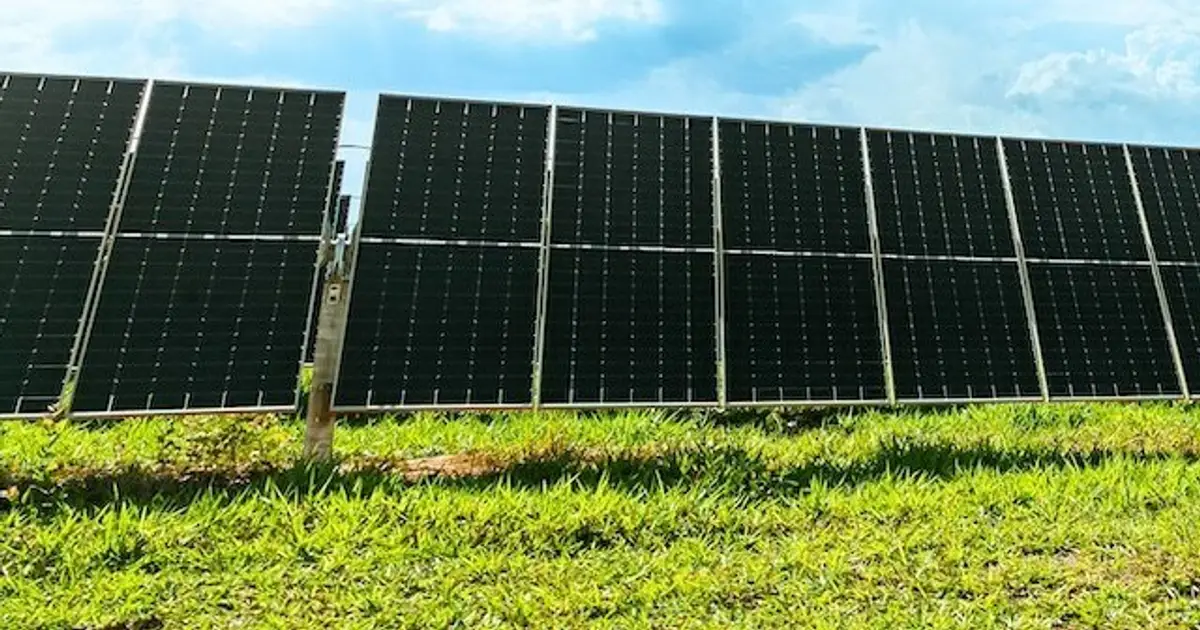 Renewable energy news : 100 MW Solar - Powered Data Centre in Dubai , EVH , HSBC